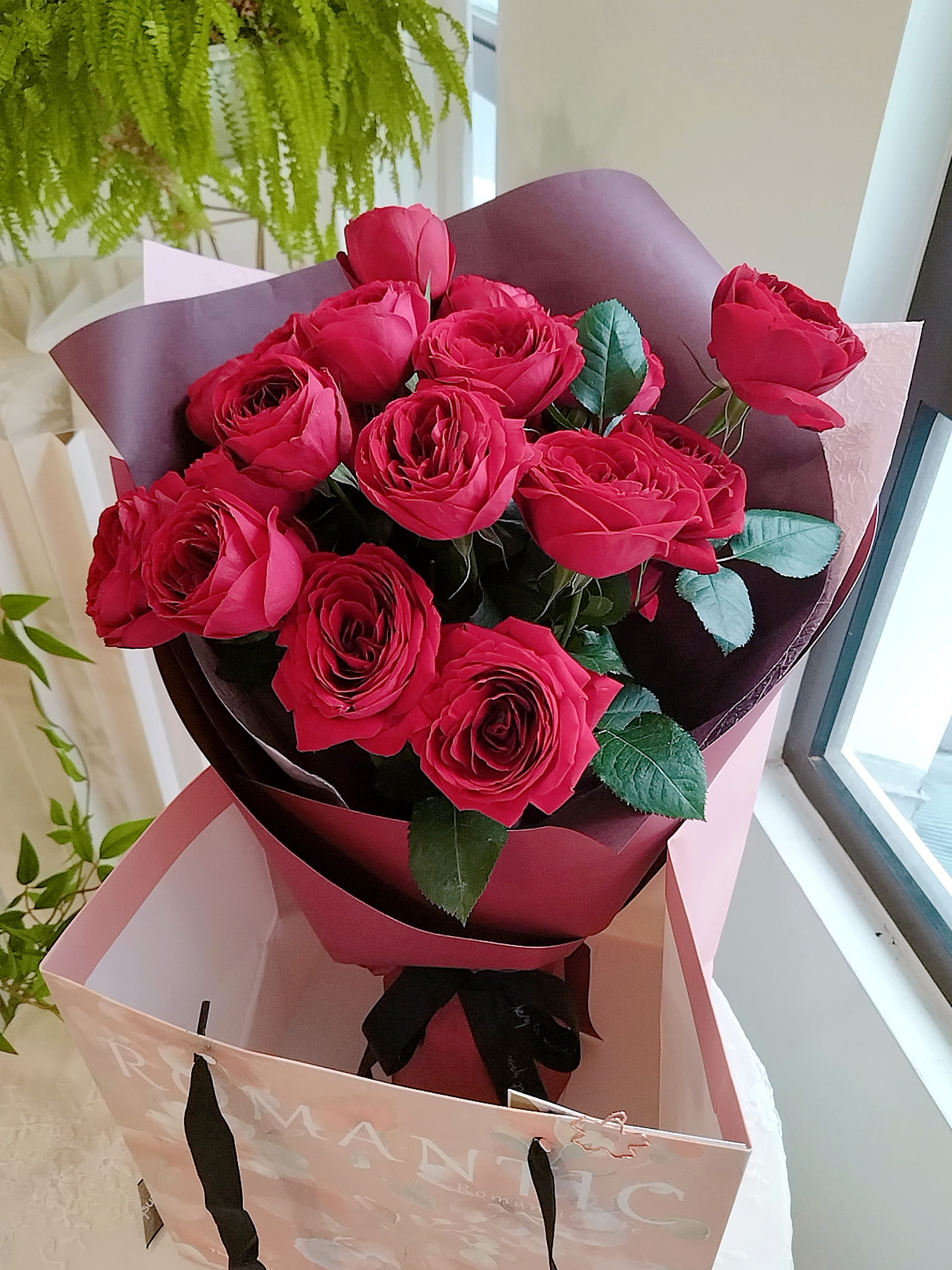 Premium Red Lace Rose Spray VD26 -Regular