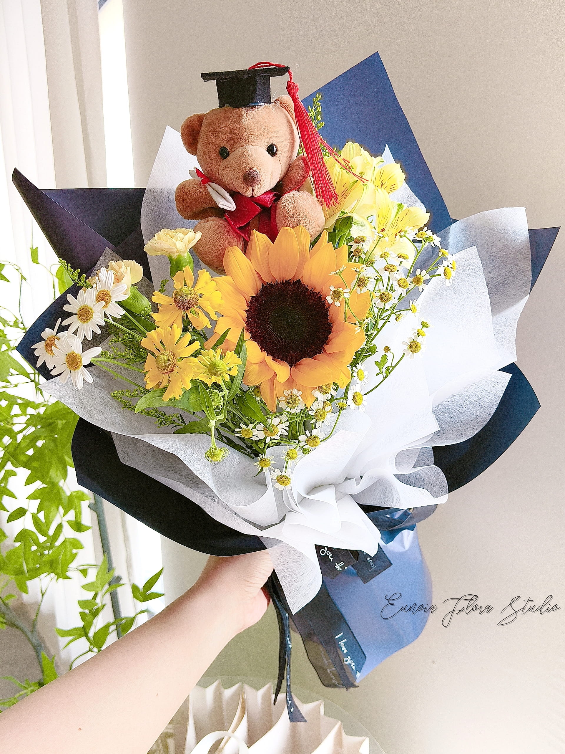 【Royal Sapphire】Fresh Sunflower Bouquet