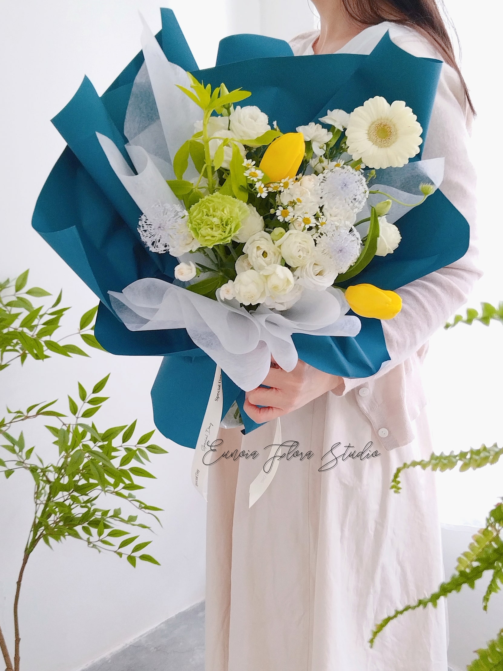 【Ocean Blue】Fresh Flower Bouquet